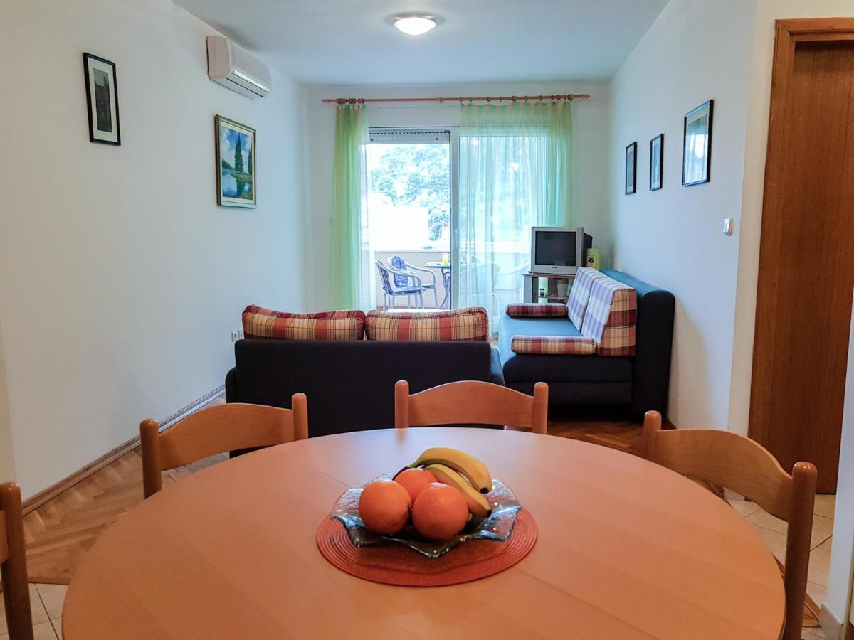 Apartment Smile Baška Voda Esterno foto
