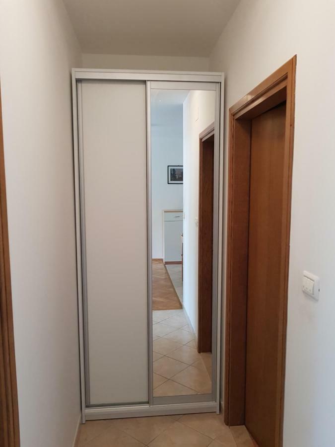 Apartment Smile Baška Voda Esterno foto