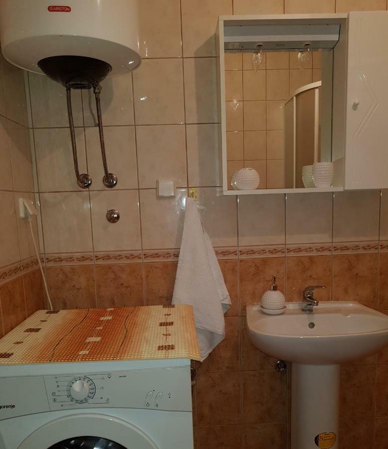 Apartment Smile Baška Voda Esterno foto