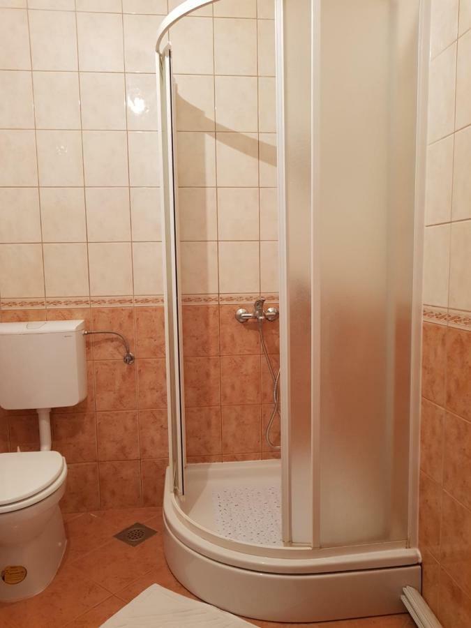 Apartment Smile Baška Voda Esterno foto